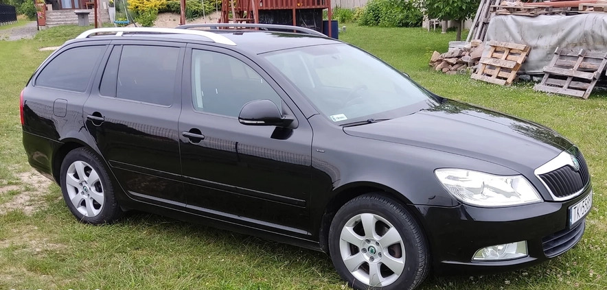 Skoda Octavia cena 16500 przebieg: 235800, rok produkcji 2009 z Kielce małe 191